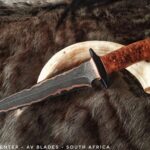 I just finished this Damascus clad Cu Mai eastern style dagger. What do you guys think?