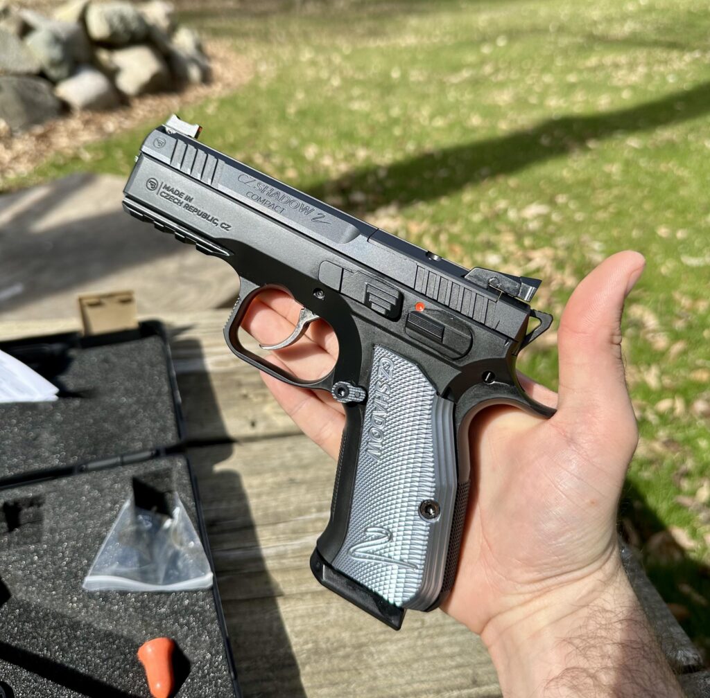 Looking for a EDC pocket knife