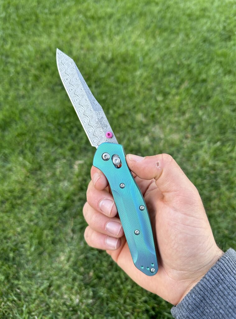 Electric blue ti scales with a dama blade