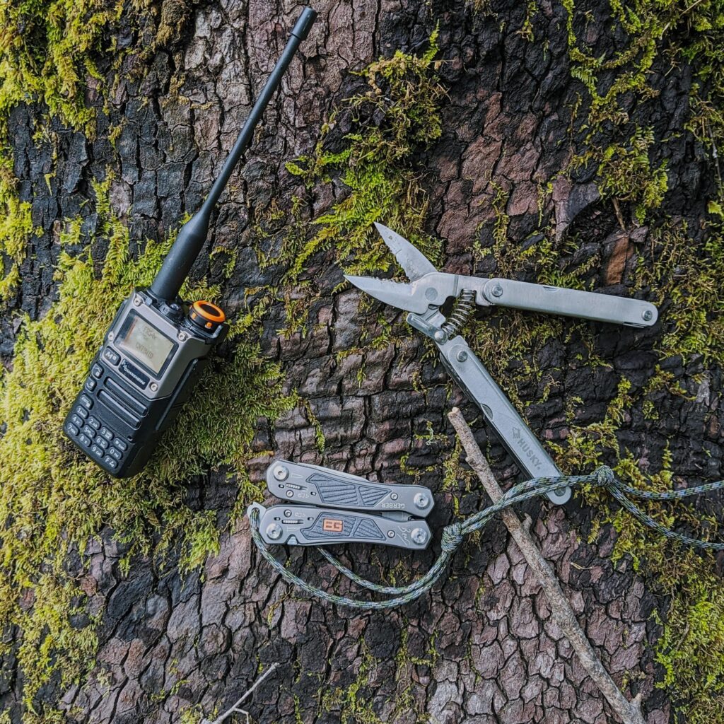 Husky Shears Multi-tool - Old School Portable Shears