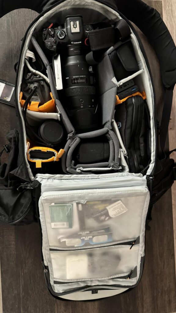 What’s in my bag to catch the eclipse in a roadtrip