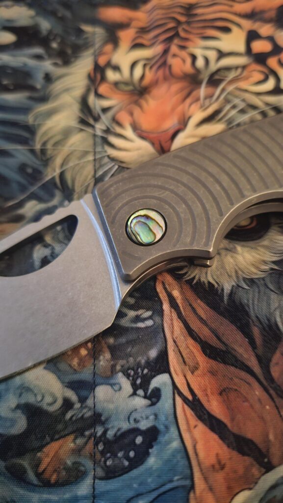 Old knife, new pivot, new hank.