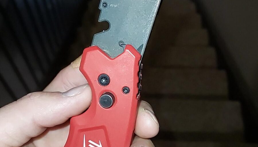 Im willing to admit and accept when im wrong. These do cut lumber bands better. Though i am still going to use my own fixed blade (mostly because i cant keep paying $6 for 5 blades so often). I accept the risk of being fired, but i like using my knives instead