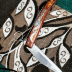 What do you think of this G(OLD) KNIFE?