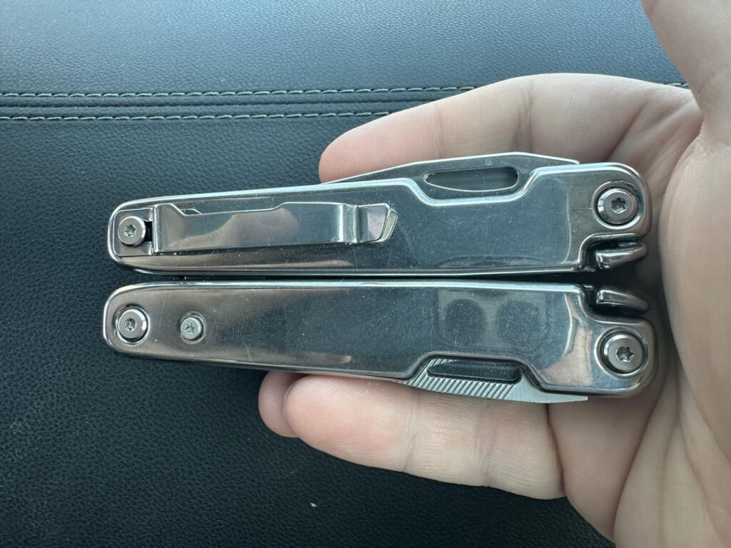 Can anyone identify this multi tool?