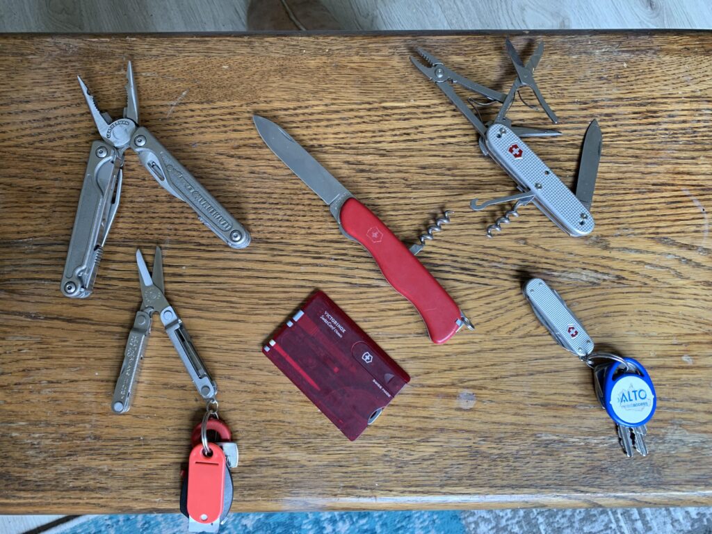 Which color would you EDC? I have them in rotation.