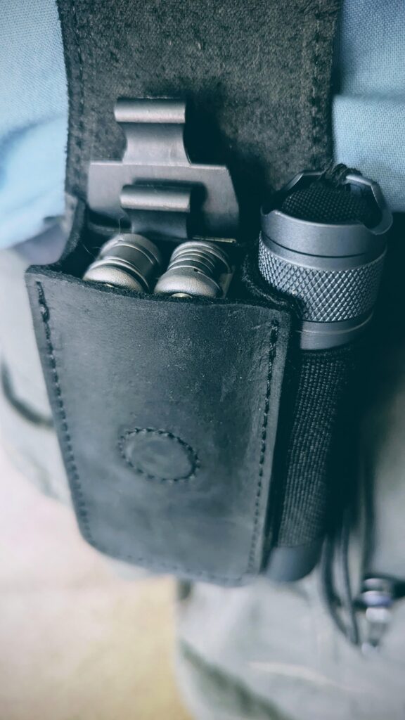 Got a nice little belt sheath for my Wave.