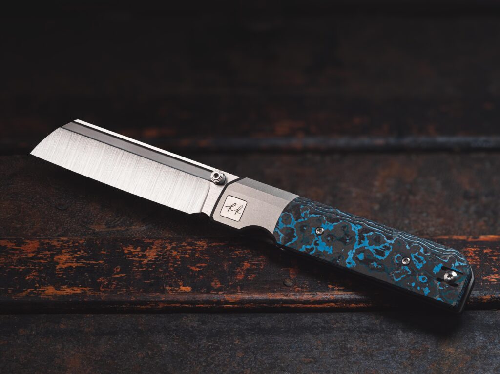 Knife Standards RR Station, Vanax super clean/titanium/arctic blue fat carbon.