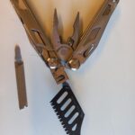 Standard bit holder coming in clutch