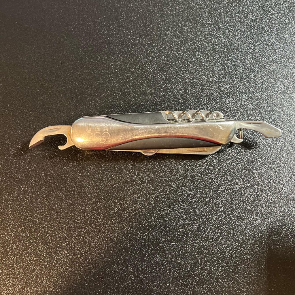 What is the difference between these two tools?