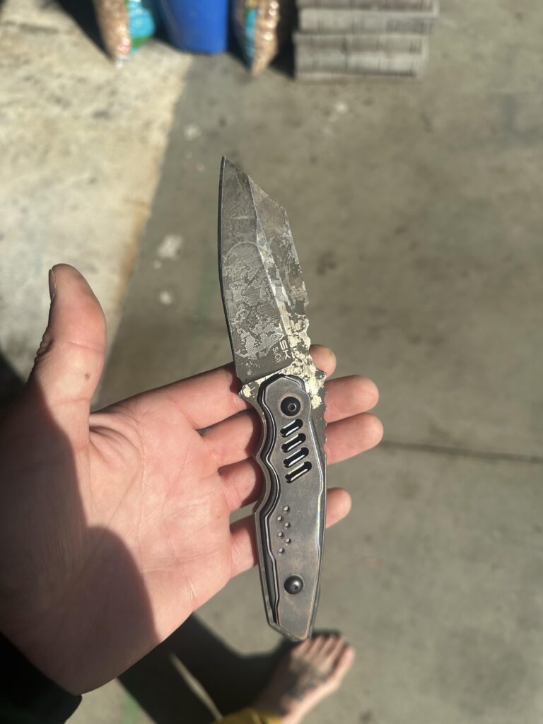 Fixed blade Friday  task Invaderling