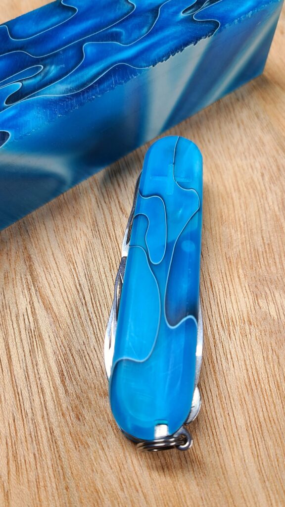 Working on some custom resin composites scales for the 91mm Victorinox!