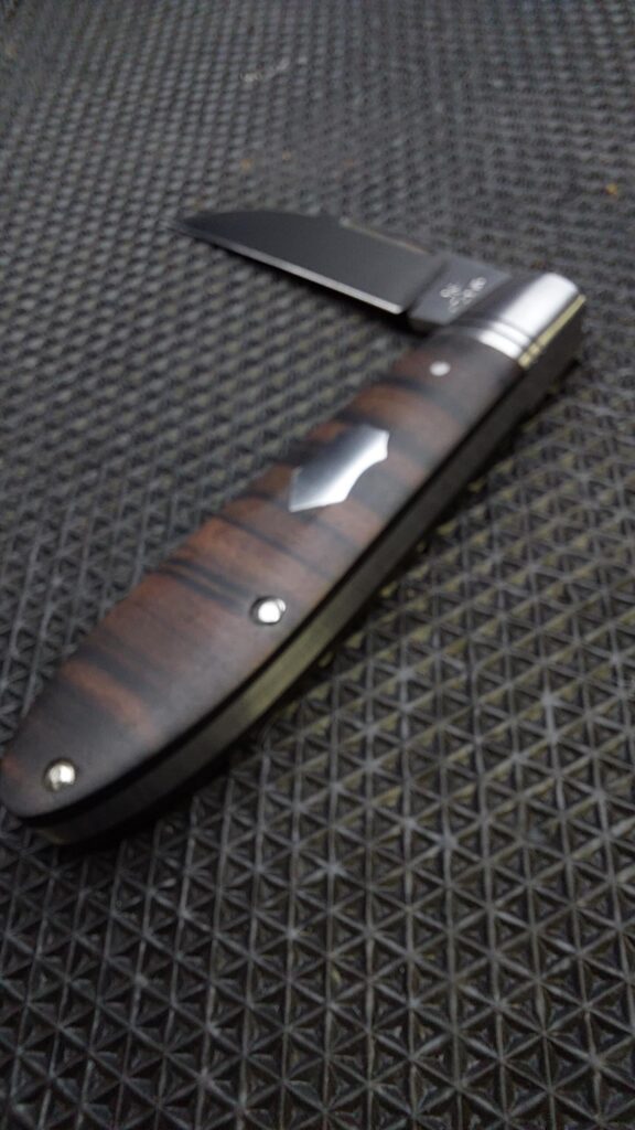 Macassar ebony 14c28n teardrop handmade custom slipjoint - ash.handmade.knives instagram