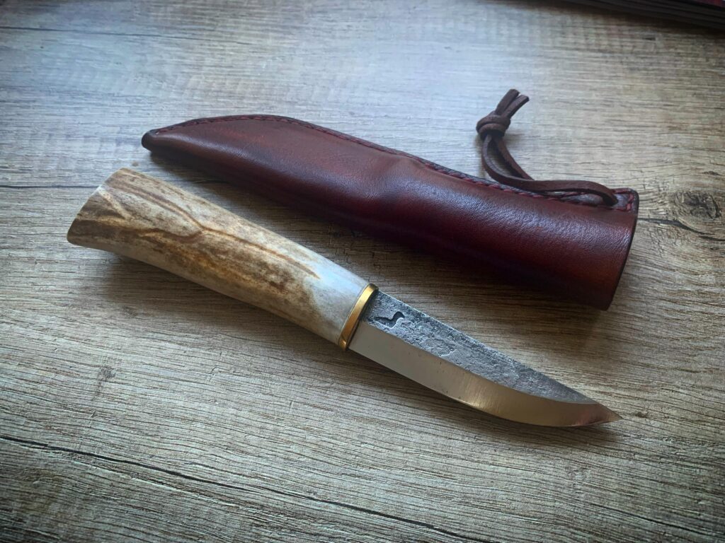 Knife made by Tilo Knuth, blade made by Antti Kuikka