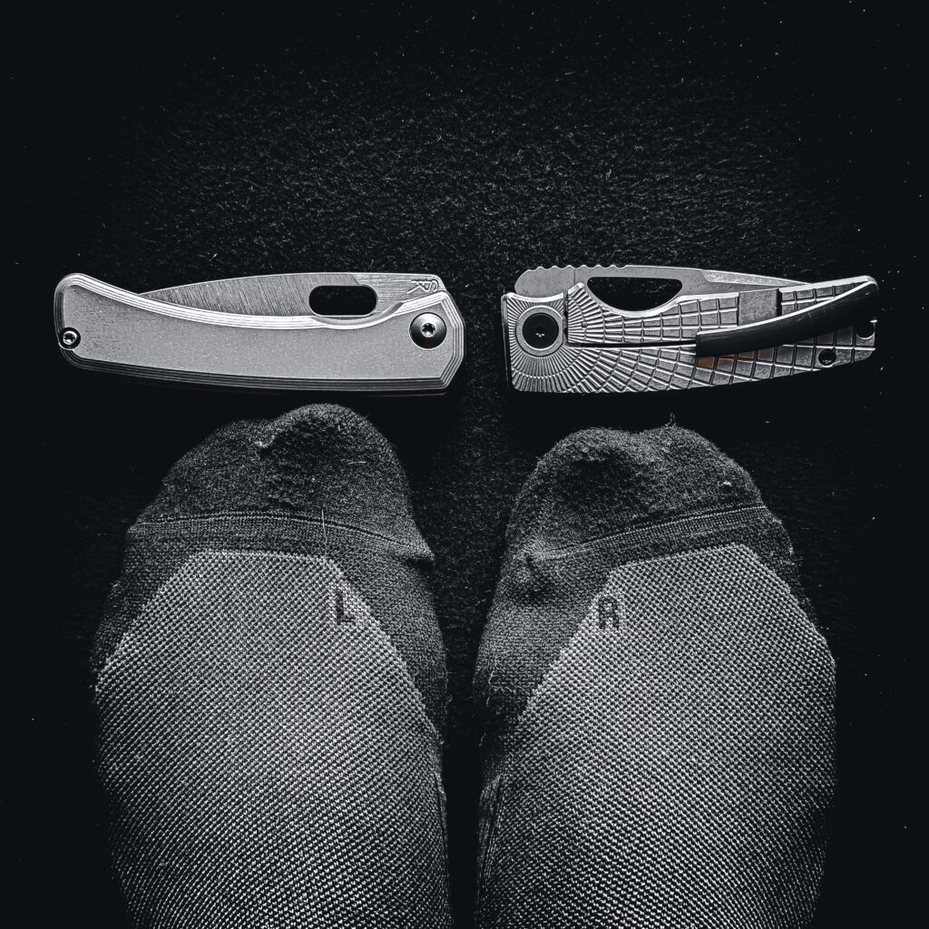 Wife got me new socks, conveniently labeled with L and R. Super useful for keeping track of these two specific knives.
