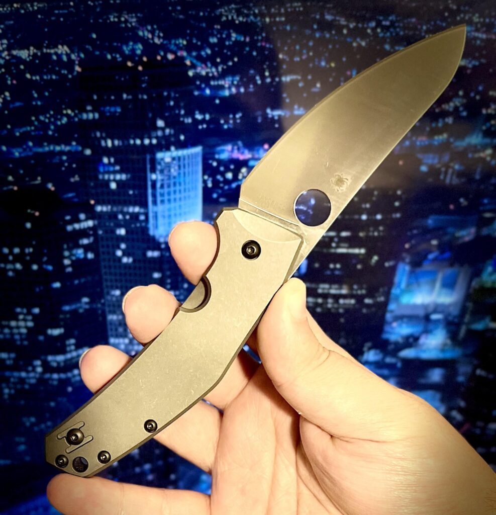 What is the best Spyderco out of Taichung?