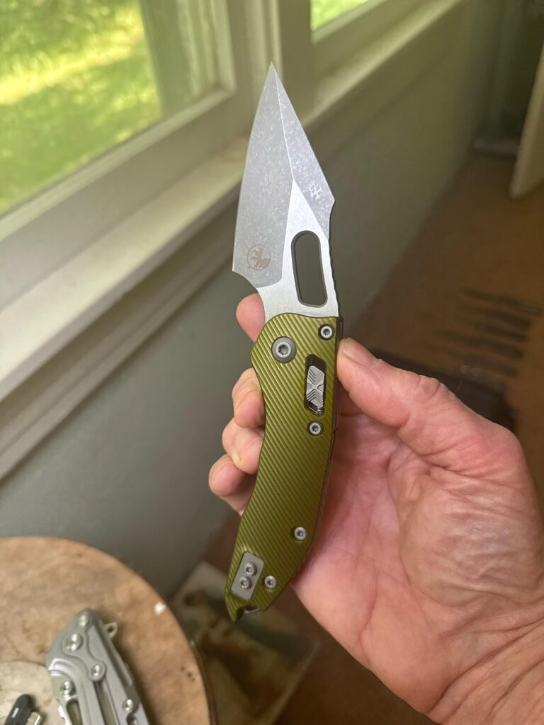 Microtech - Stitch