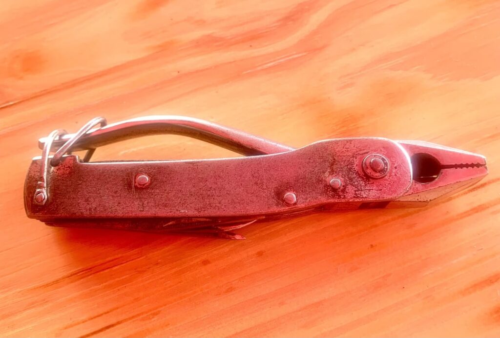 I.D. help please…. Vintage multi-tool found at swap meet today….