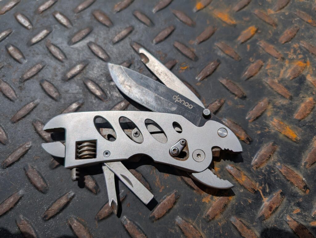 My little off brand getting work done!