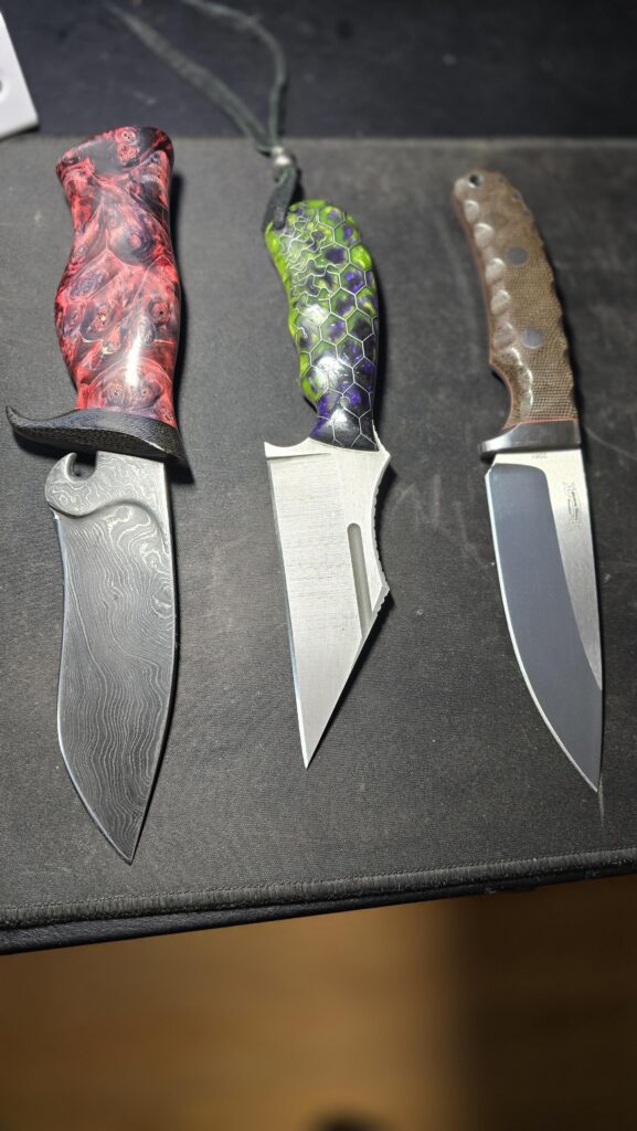 Fixed Blades