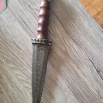 What kind of blade?