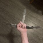 How the hell are u supposed to use more than 3 knifes if u buy them