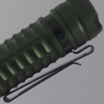 (Im new to flashlights) if I take this clip off is it an easy reattach?