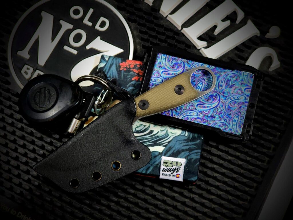 Light fixed blade carry today, what you got?? 👀