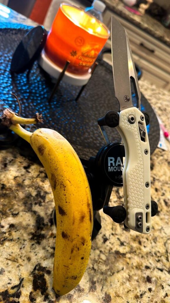 🍌Banana for scale🍌