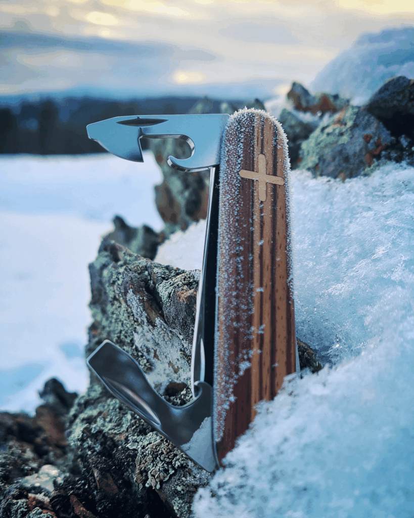 Forsty zebrawood scales with maple inlays on the Victorinox Spartan!