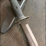 Classic early-issue Ontario MK3 Navy. Solid piece