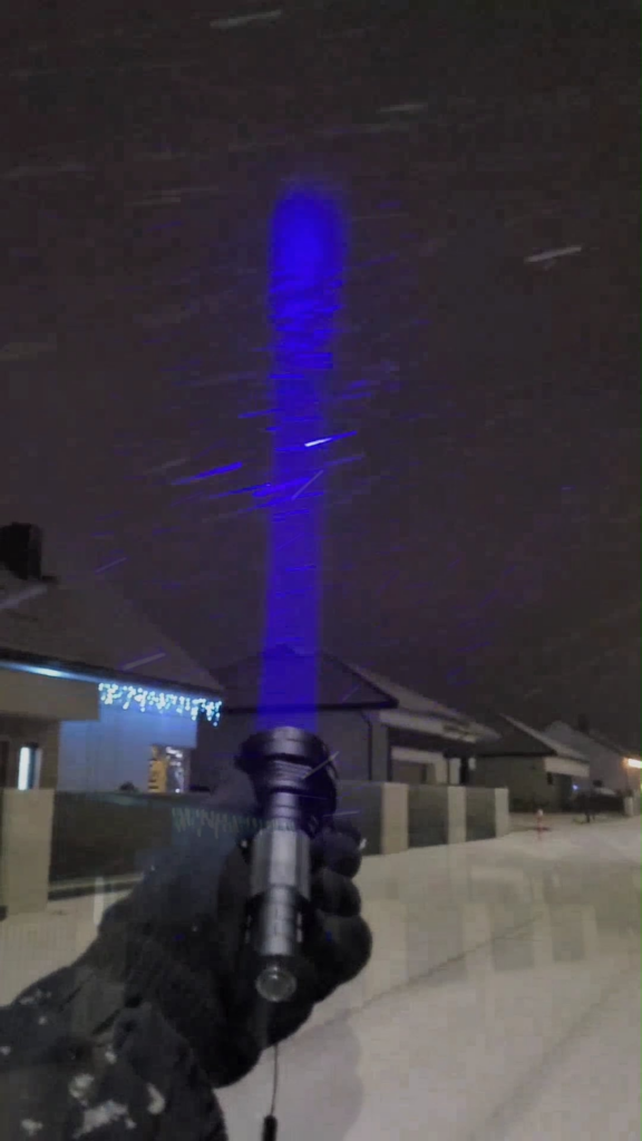 Xmas edition: Testing out lights in the snow