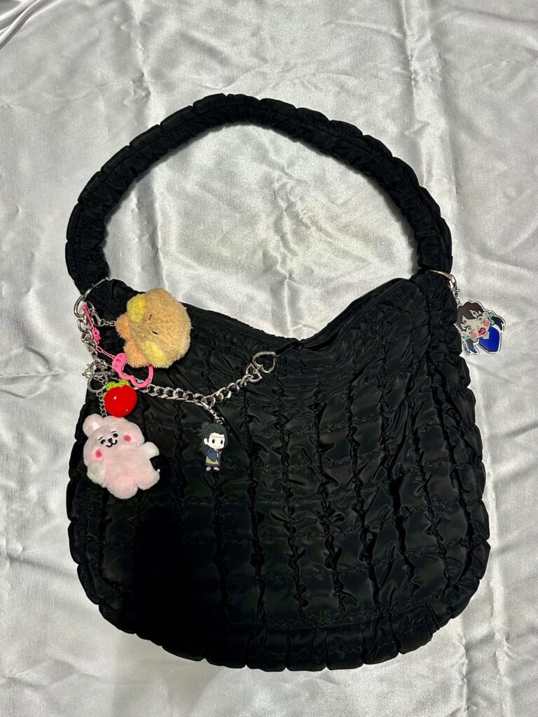 What does my daily work bag say about me? :)