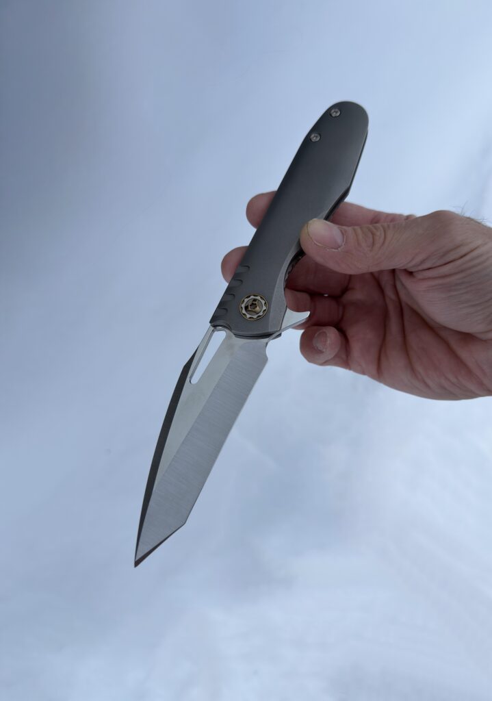 ❄️ Clean ❄️ @theatomicpunk Fury #atomicpunkknives #atomicpunkknivesfury