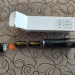 What battery is supposed to power this cheap flashlight?