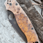 Frosty stablized Amboyna burl scales on the Spyderco Para Military 2.