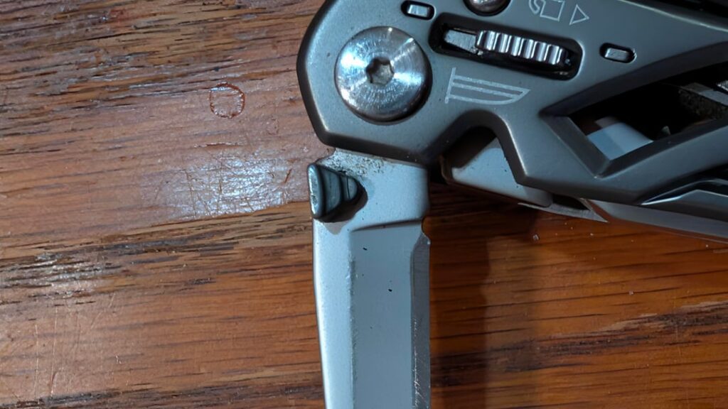 Replacement thumb flip