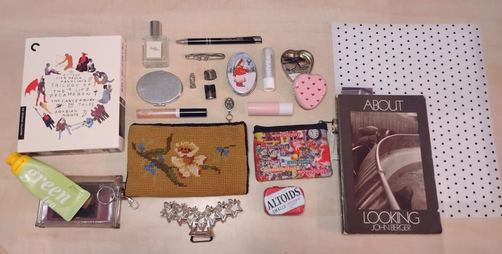 Everything in my bag today!