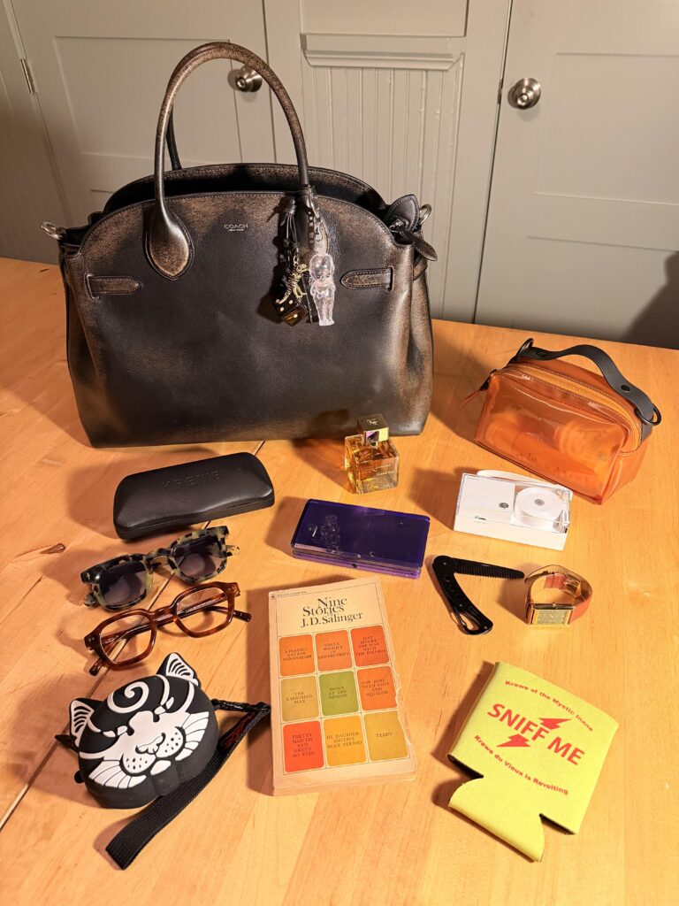 What kinda fella am I based on my bag?