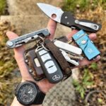 Jealous of all the people who got a Spyderco mystery box