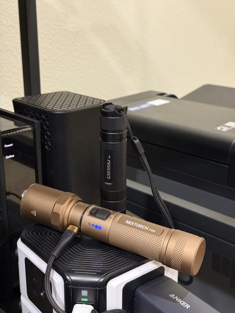 My two first Flashlights.