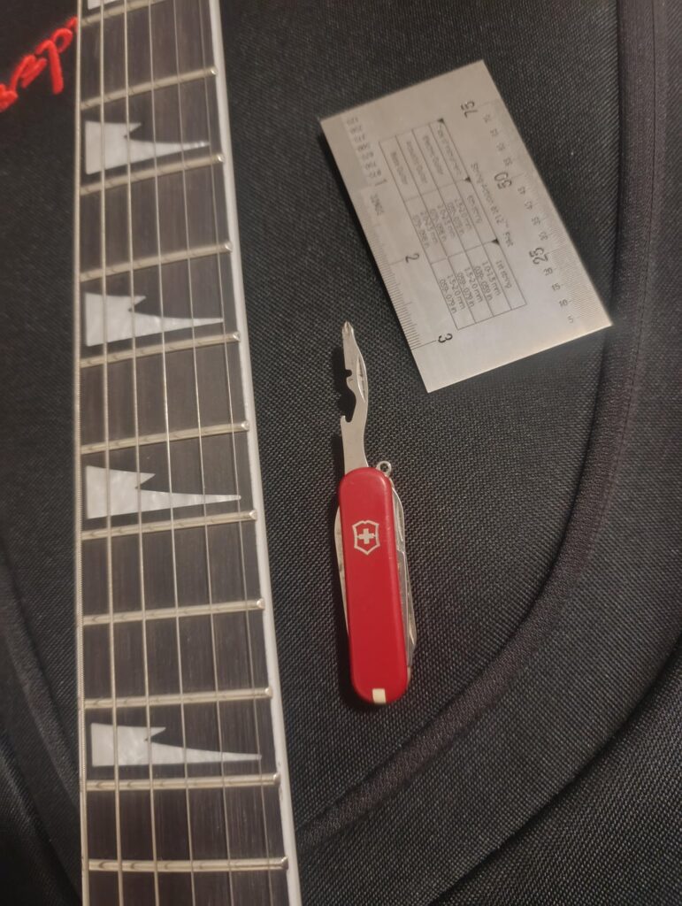 One more function of my favorite edc pocket knife