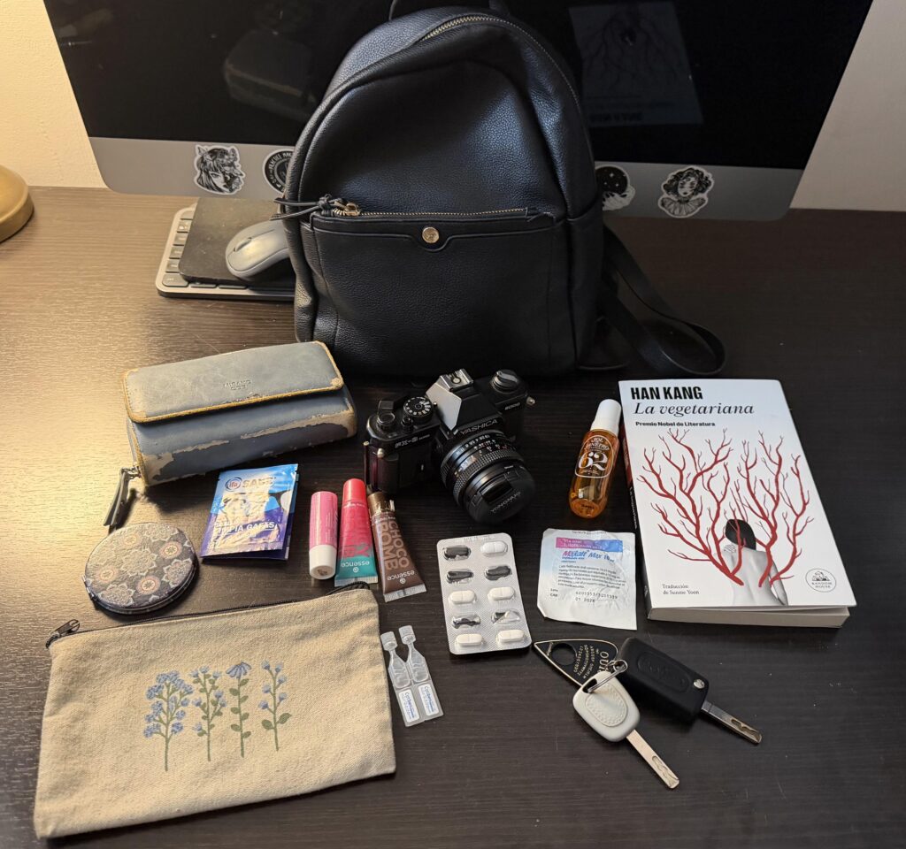 I love this sub! What can you tell about me based on what I carry in my bag? :)