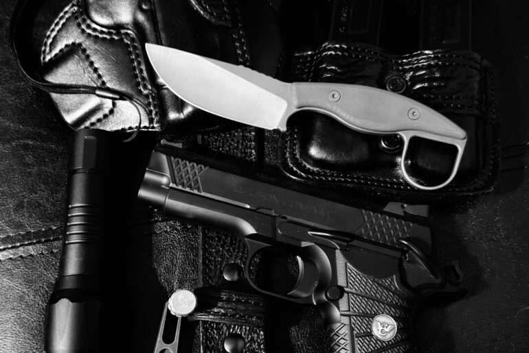 BWWednesday Phoenix Tool Work blade & 3V Deadbolt - Wilson Wednesday 👍🏻