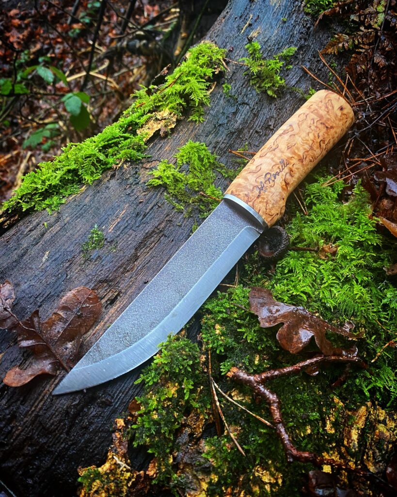 Roselli Long Hunting Knife