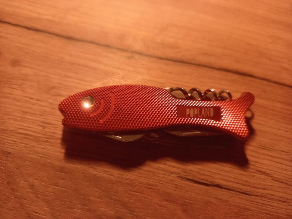 I’m glad to have found this multitool, as it closely resembles one I owned in my childhood