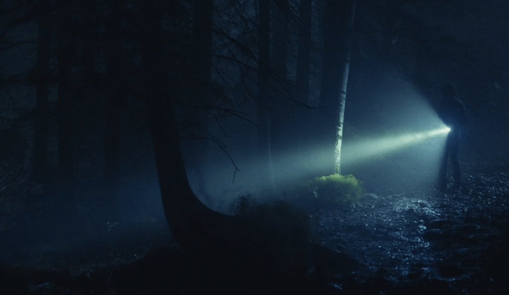 Do the flashlights in The Order look like they are from 1984?