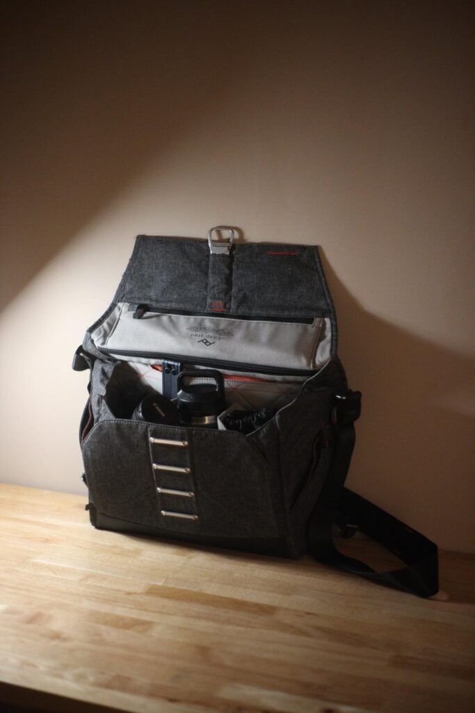 Photographer Carry M21