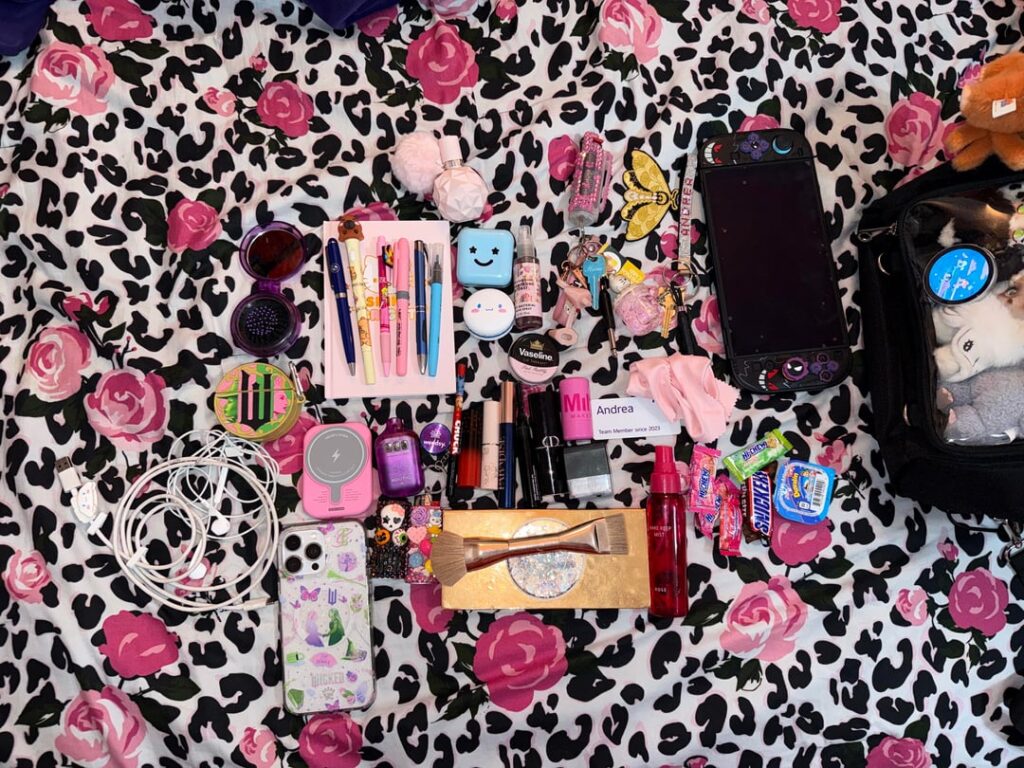 What does my work bag say about me lol