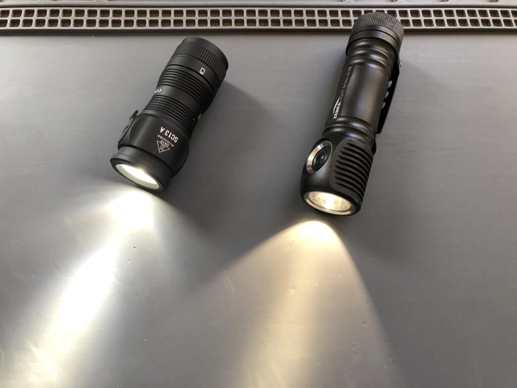 [NLD] Sofirn SC13a 5000K 519a, Zebralight SC65c Hi 4000K 719a